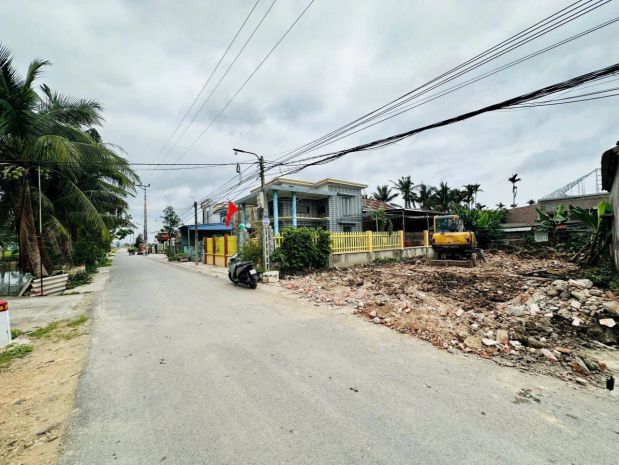 Lô đất trục xã phong quang  sát vinhomes dương kinh  giá 6920511