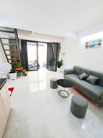 Nhà 5 tầng btct mới tinh tặng full nội thất, sát bên ngã tư 6921488