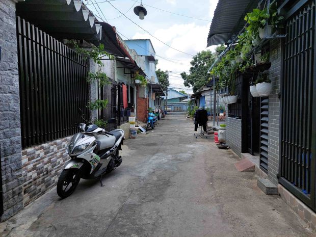 Bán gấp nhà linh xuân 87m²  ngang 6m bề thế  hẻm xe hơi 7 6922444