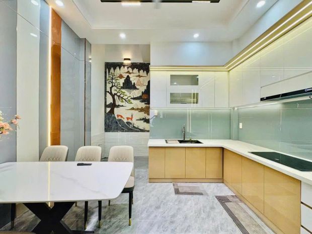 Nhà phố siêu đẹp diện tích lớn  vị trí vàng trung tâm bì 6922541