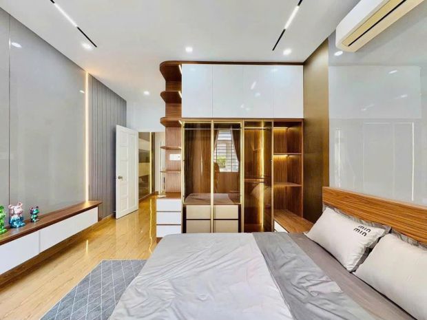 Nhà phố siêu đẹp diện tích lớn  vị trí vàng trung tâm bì 6922542