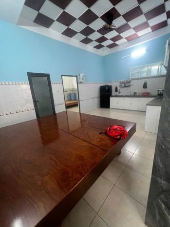 Chính chủ cần bán  hoặc cho thuê nhà 3 mặt thoáng  đường 6923855