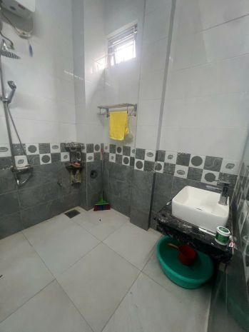 Chính chủ cần bán  hoặc cho thuê nhà 3 mặt thoáng  đường 6923857