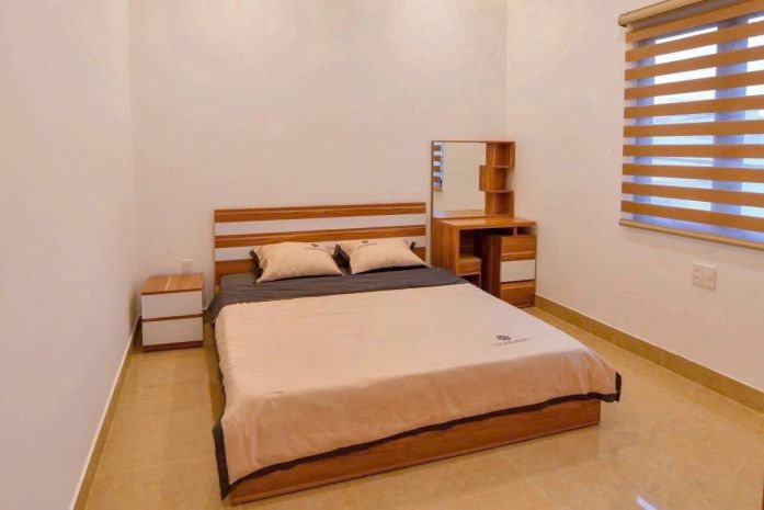 Cho thuê nhà mặt tiền nguyên căn 4p ngủ đường lê thị tính, 6924014