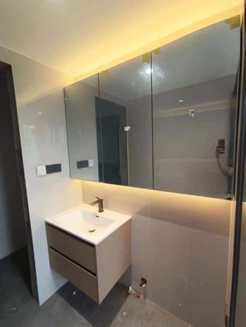 Tôi cho thuê nhà mới, hai cửa đi ,vỉa hè, 114m2- 5t, chùa 6924907