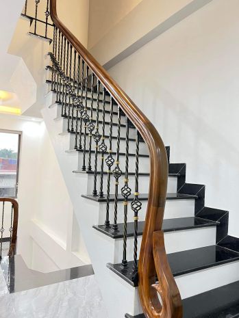 Tôi cho thuê nhà mới, căn góc, 96m2_ 5t vỉa hè, hoàng quốc 6925040