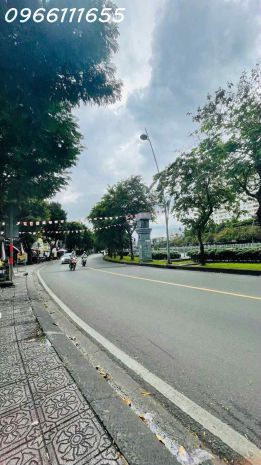 Trần quang khải- p.tân định- 10m ra hoàng sa - 2 tầng gần 6925092