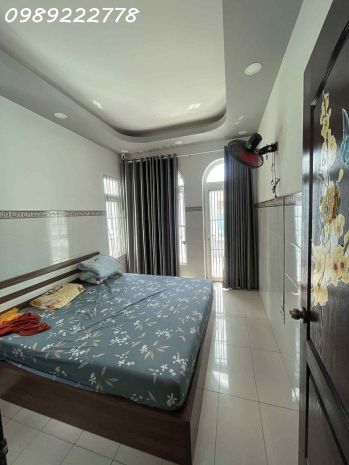 Bán nhà  nguyễn tri phương- phường 4 - sát mặt tiền- 3x10m 6925120