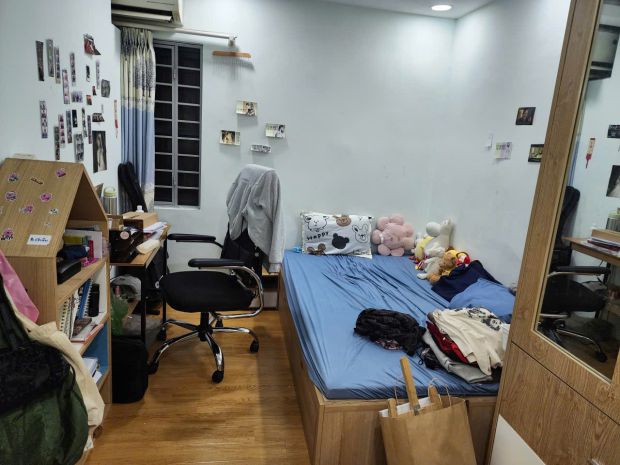 Bán căn nhà tập thể lô góc tầng 3 tại pháo đài láng, p.láng 6925880