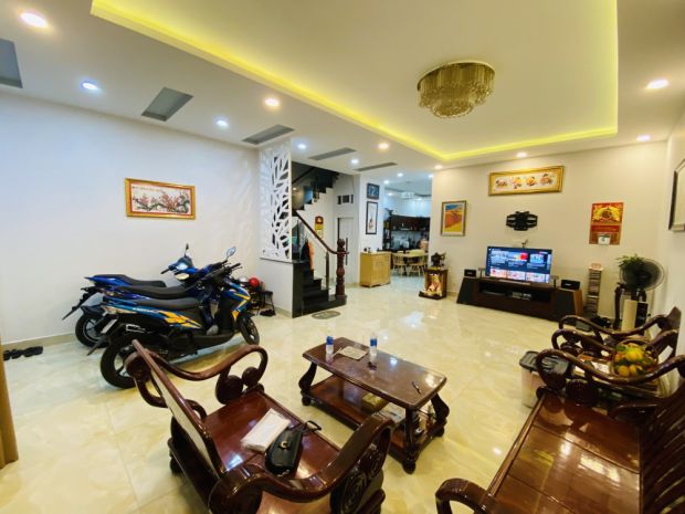 Bán nhà 2 tầng, 3pn, hxh đường số 4, trường thọ, thủ đức. 6925931