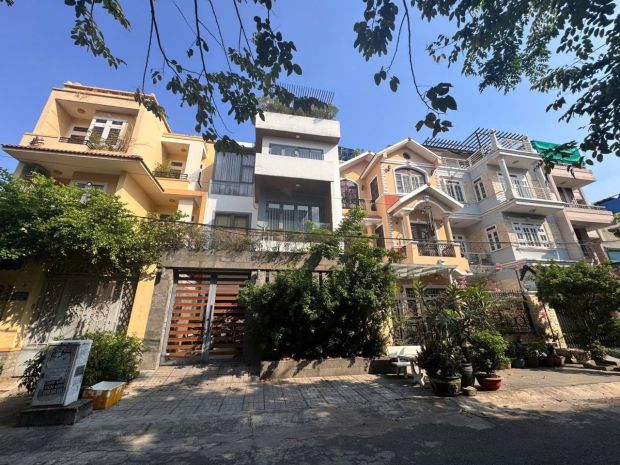 Bán biệt thự - đặng thùy trâm - bình thạnh - mặt tiền 20m - 6926073