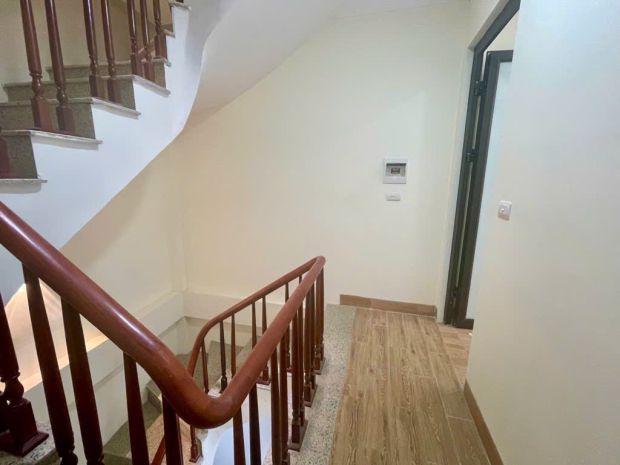 Bán gấp nhà 5t cực đẹp, gần ga tàu điện cầu diễn phố hồ 6926387