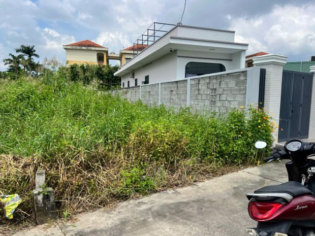 Tôi chinh chủ gửi bán lô đất mt hem 83 châu thi kim 6927157