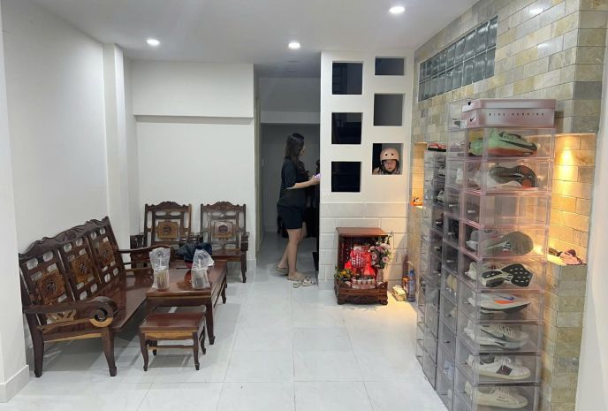 Cho thuê nguyên căn quận 1 - nguyễn đình chiểu - 2pn - 17 6927325