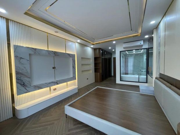 Nhà dân xây nguyễn văn cừ,55m,7 tầng,thang máy,vỉa hè,ngõ 6927460