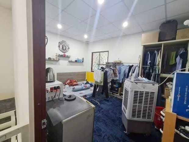 Nhà diện tích lớn sau căn mặt tiền phạm thế hiển p1 q8 6927526