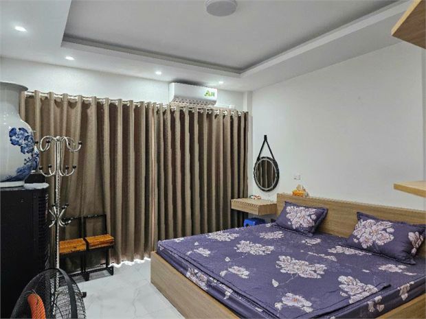 Bán nhà thạch bàn, xuân đỗ  5 tầng mặt tiền rộng  nhỉnh 6 6927583