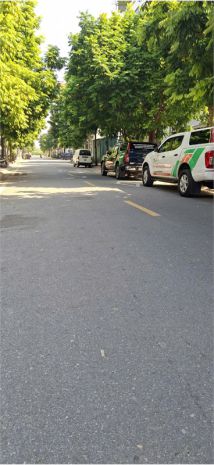 Bán nhà thạch bàn, xuân đỗ  5 tầng mặt tiền rộng  nhỉnh 6 6927584