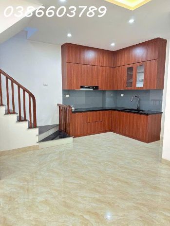 Nhà 30.5m²  5 tầng  mặt tiền 4m  ngõ 36 phố đức giang 6928565