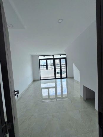 Cho thuê nhà mặt tiền - quận 3 - 5 tầng - 5 pn - giá 40 6928735