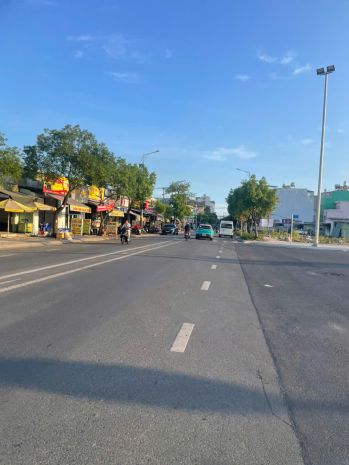 Bán đất mặt tiền 60x90m giá 3 triệum đường kênh 4 6929300