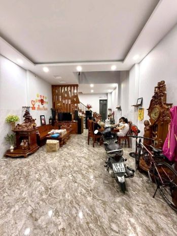 Bán nhà 3 tầng dĩ an,shr đường nhựa 12m,gần đhqg tphcm 6929474