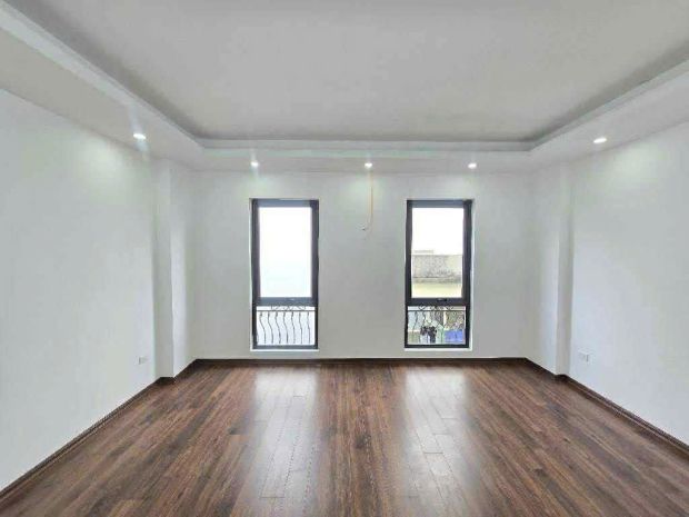 Hiếm, bán nhà gia quất long biên,mới tinh- oto đỗ cửa-32m 6930347