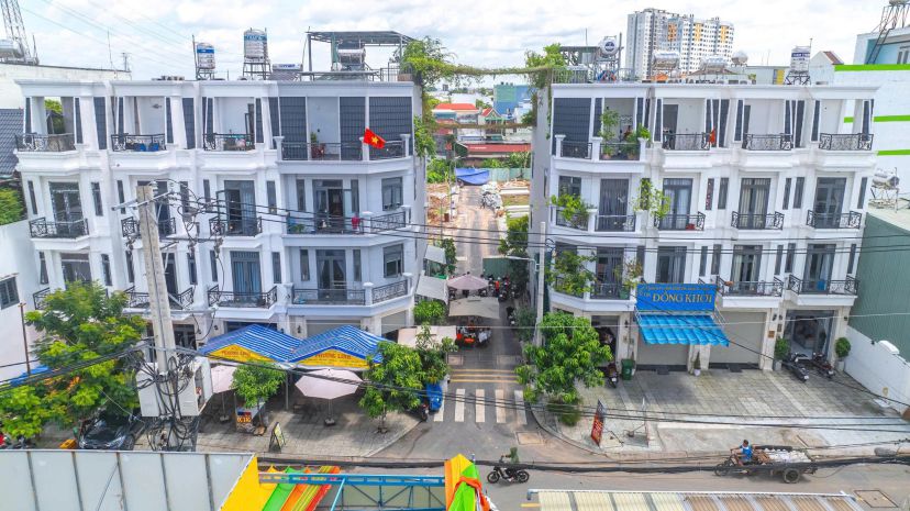 Bán nhà mặt phố giá rẻ - view đẹp - đầy đủ tiện nghi 6930742