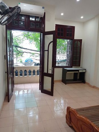 Cho thuê nhà ngõ 51 vĩnh tuy 40m² x 4 tầng, 4pn, 3 wc, 13.5 6930761