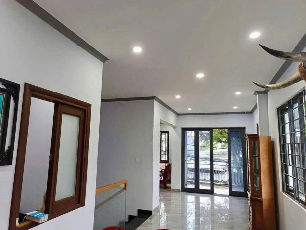 Nhà 2 tầng lô góc 2 mặt tiền kinh doanh  dũng sĩ thanh 6930814