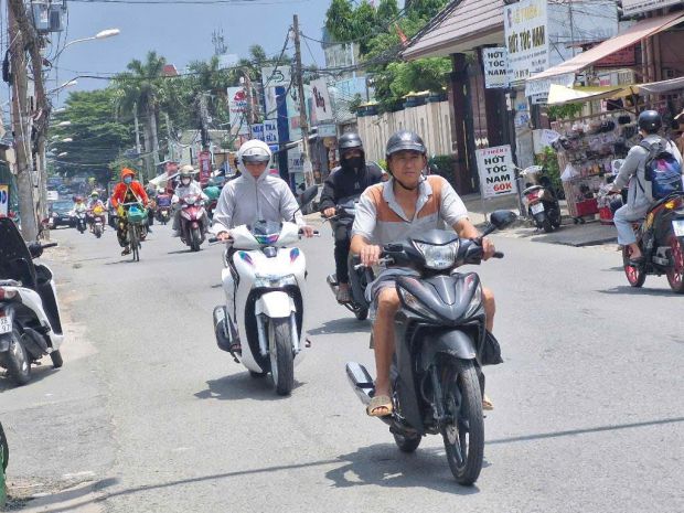 Nhà đẹp hiếm có - lô góc 3 mặt tiền xe tải tránh  nhà đẹp 6931351