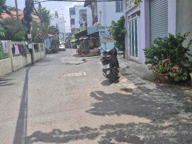 Nhà đẹp hiếm có - lô góc 3 mặt tiền xe tải tránh  nhà đẹp 6931352