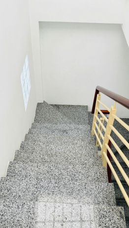 Bán nhà 4 tầng 1 tum, vạn thắng, nha trang. 6931478