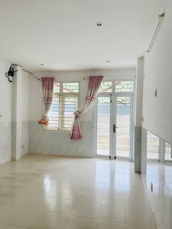 Bán nhà 4 tầng 1 tum, vạn thắng, nha trang. 6931479