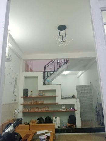 Bán nhà mặt tiền đường số 15 kdc ấp 5 phong phú bình hưng 6932108