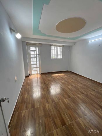 Chỉ hơn 4 tỷ có ngay hxh ngay chợ phú lâm - gần 40m2 - 2 6932208