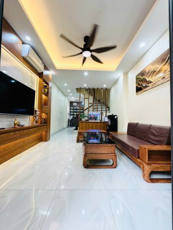 Bán nhà  53m bồ đề, long biên , 6t thang máy giá 16,5 6932401