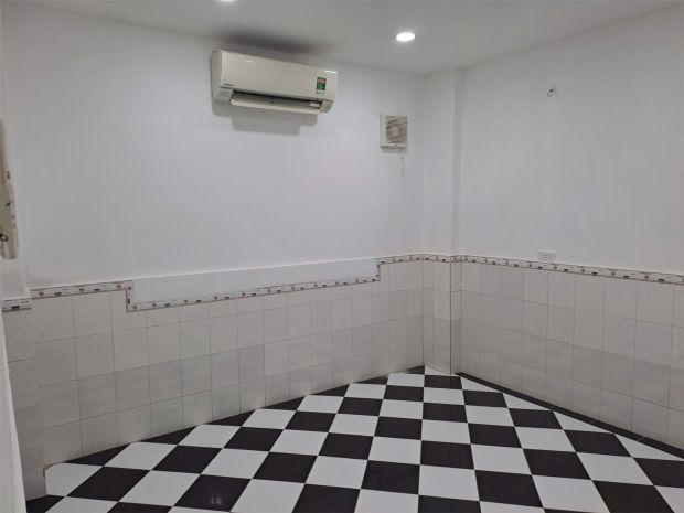 Căn hộ đẹp  giá tốt   chính chủ cần bán tại a1.2 cc cmt8, 6933338