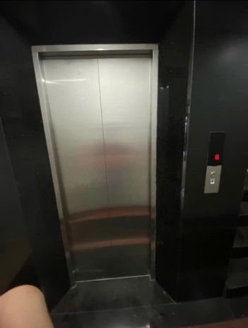 Mặt tiền ngang 3.5 nở 4.5 dài 20m

 - 5 tấm - dòng tiền 6933790