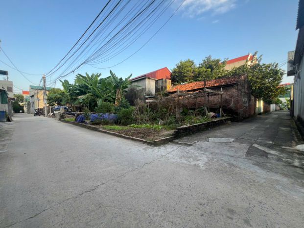 Cc em cần bán lô đất 43m hiệp thận tâm hiệp ngay cầu phùng. 6933946