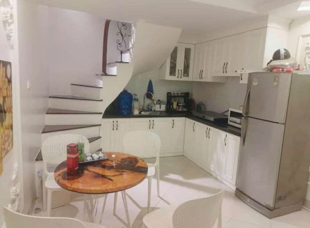 Cho thuê nhà nguyên căn ngõ 110 nguyễn khoái, 18m² x 5 6934026