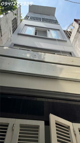 Bán nhà 4736 bà hạt, quận 10. dt: 3.1m*8m. cn: 23m2. 3 6934039