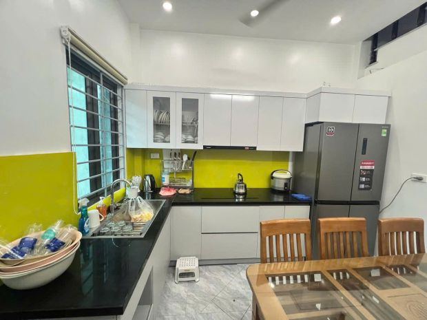 Bán nhà sđcc nguyễn đức cảnh 40m2 x 40m2, sổ vuông, full đồ 6940013