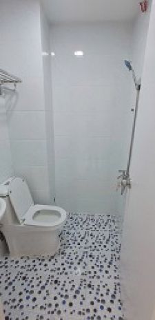 Cho thuê nhà nguyên căn  hẻm xe hơi đường tam bình 6940206