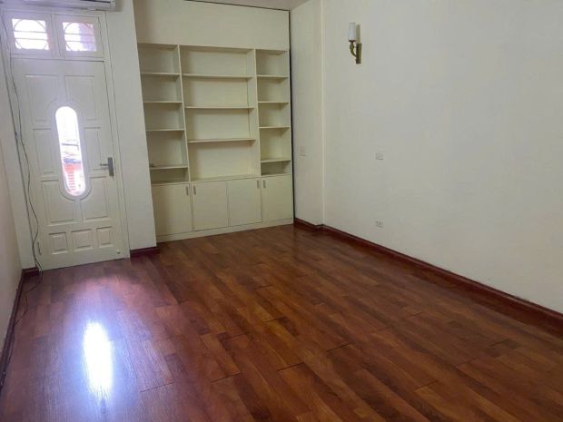Bán nhà ngõ 640 nguyễn v cừ ,long biên 64m, 2 thoáng, mt 6940312