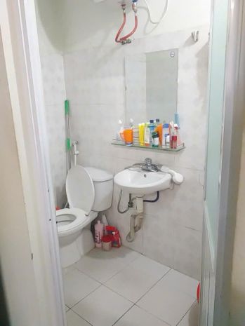 Cho thuê 2 tầng khép kín mới xây trong dãy nhà trọ tại 6940879
