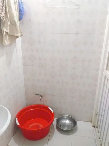 Cho thuê 2 tầng khép kín mới xây trong dãy nhà trọ tại 6940880