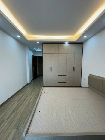 Bán nhà thang máy ngọc thụy  34m² x 6t + tum, mt 3.5m 6941982
