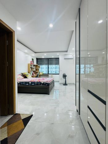 Hàng xóm vinhomes riverside 45m2 7t kinh doanh dòng tiền, 6942291