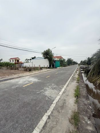 Đất mặt đường 12m  trục chính trung nghĩa, nam đồ sơn 6943140